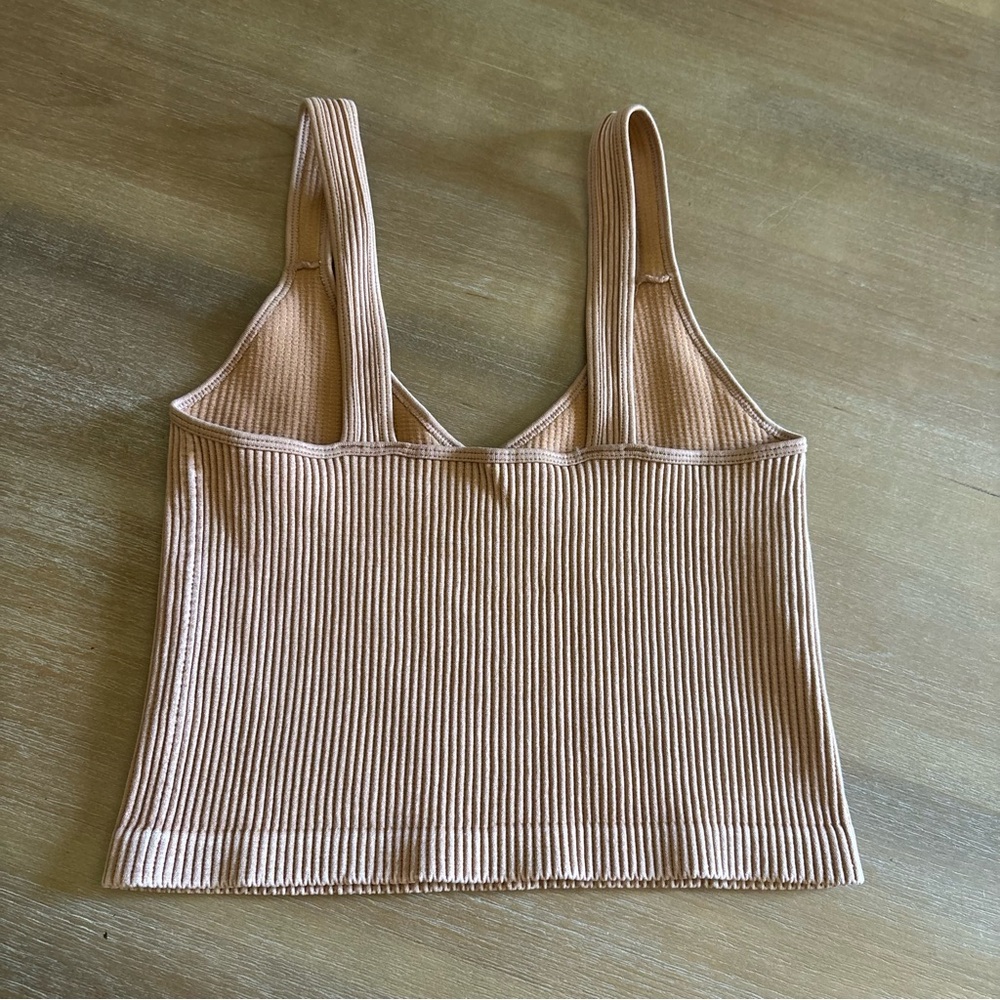 Bella Seamless tan ribbed crop halter top, S - Picture 2 of 3